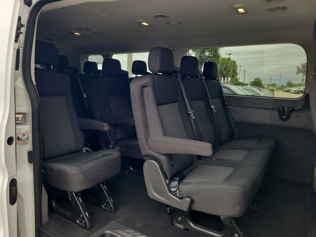 Used 2023 Ford Transit 350 XLT image 17