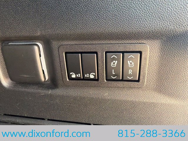 Used 2024 Chevrolet Tahoe RST w/ Luxury Package AWD/4WD image 29
