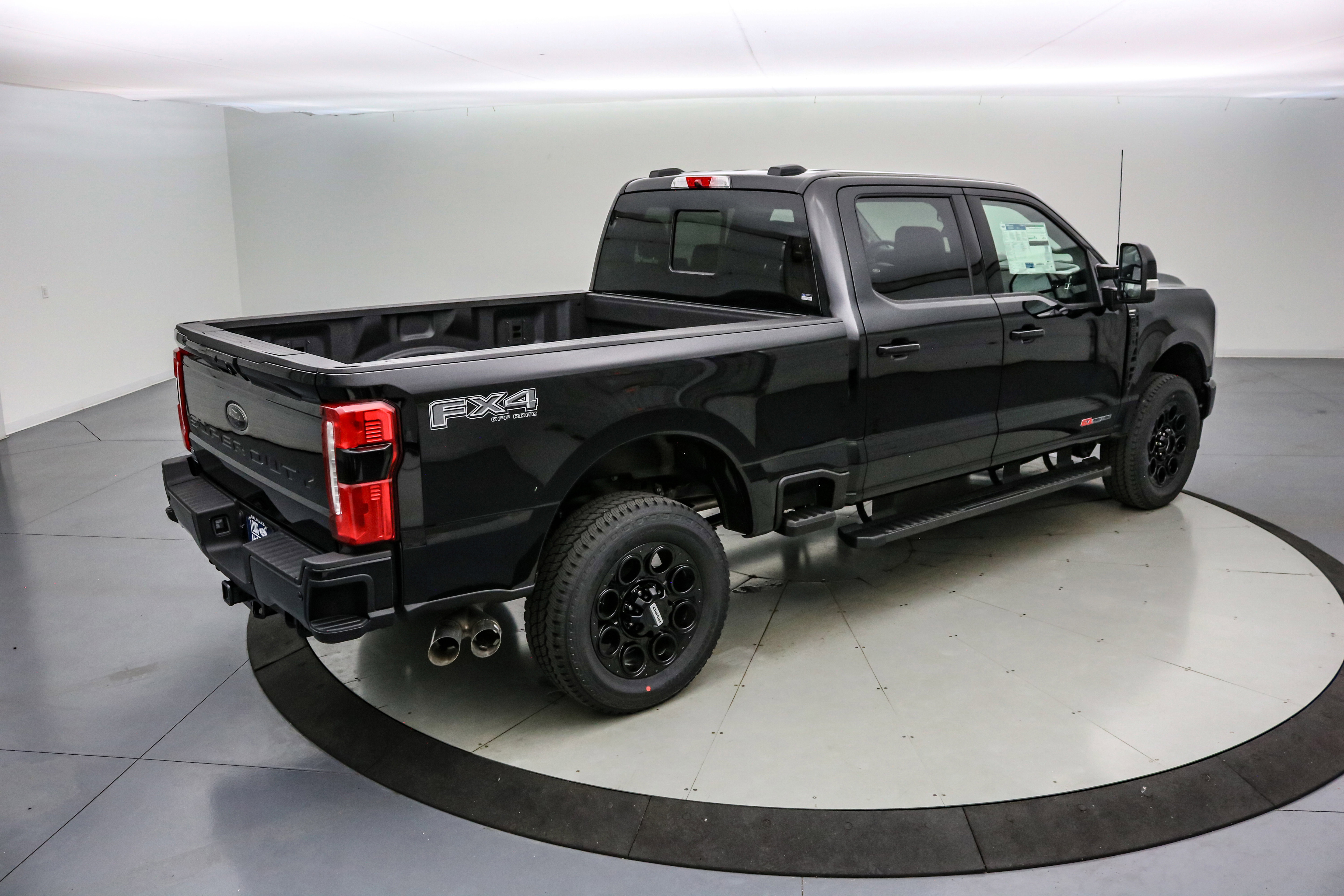 New 2026 Ford F250 Lariat image 4