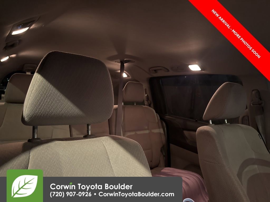 Used 2014 Honda Odyssey EX image 9
