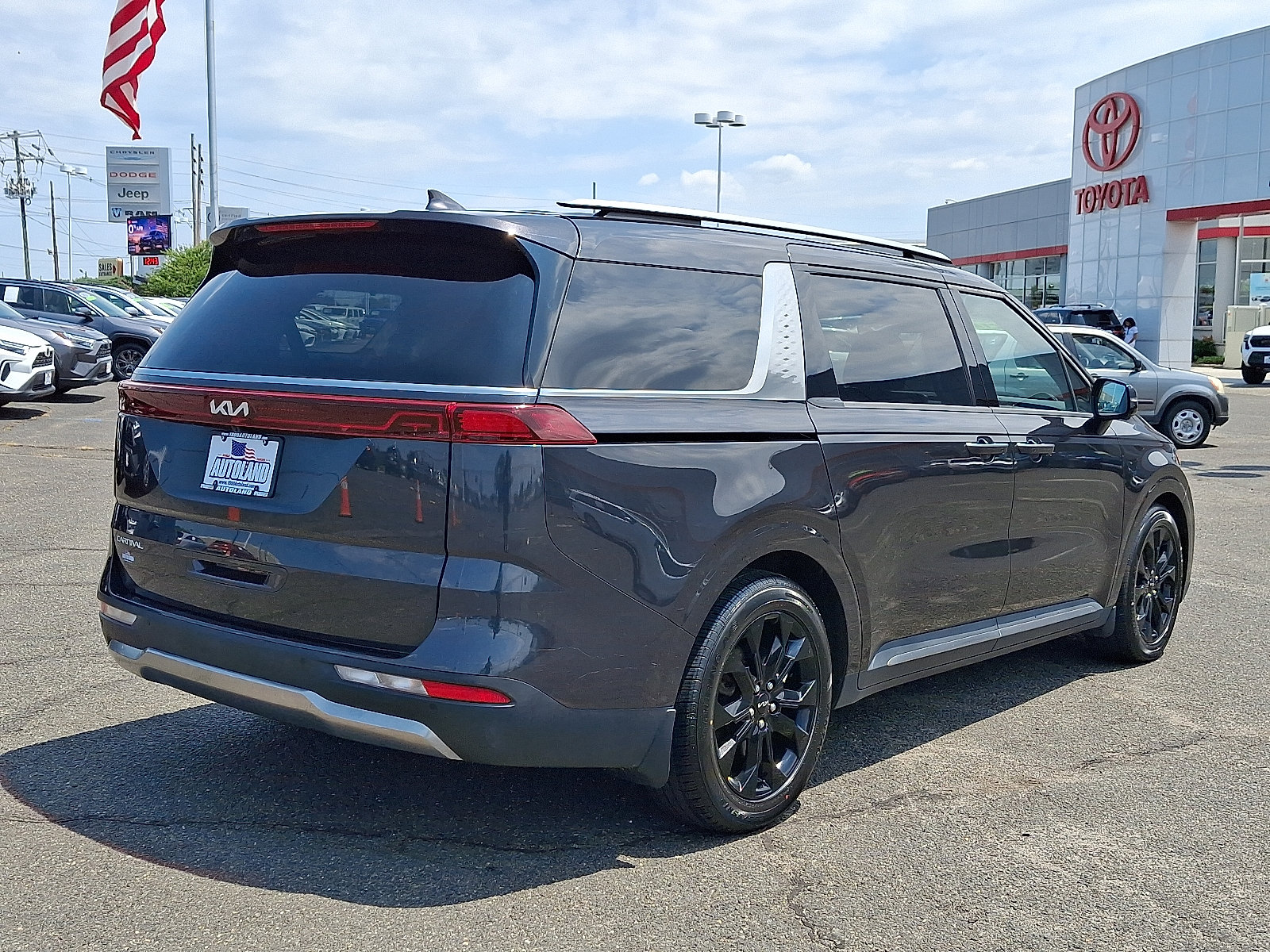 Used 2024 Kia Carnival SX Prestige FWD image 7