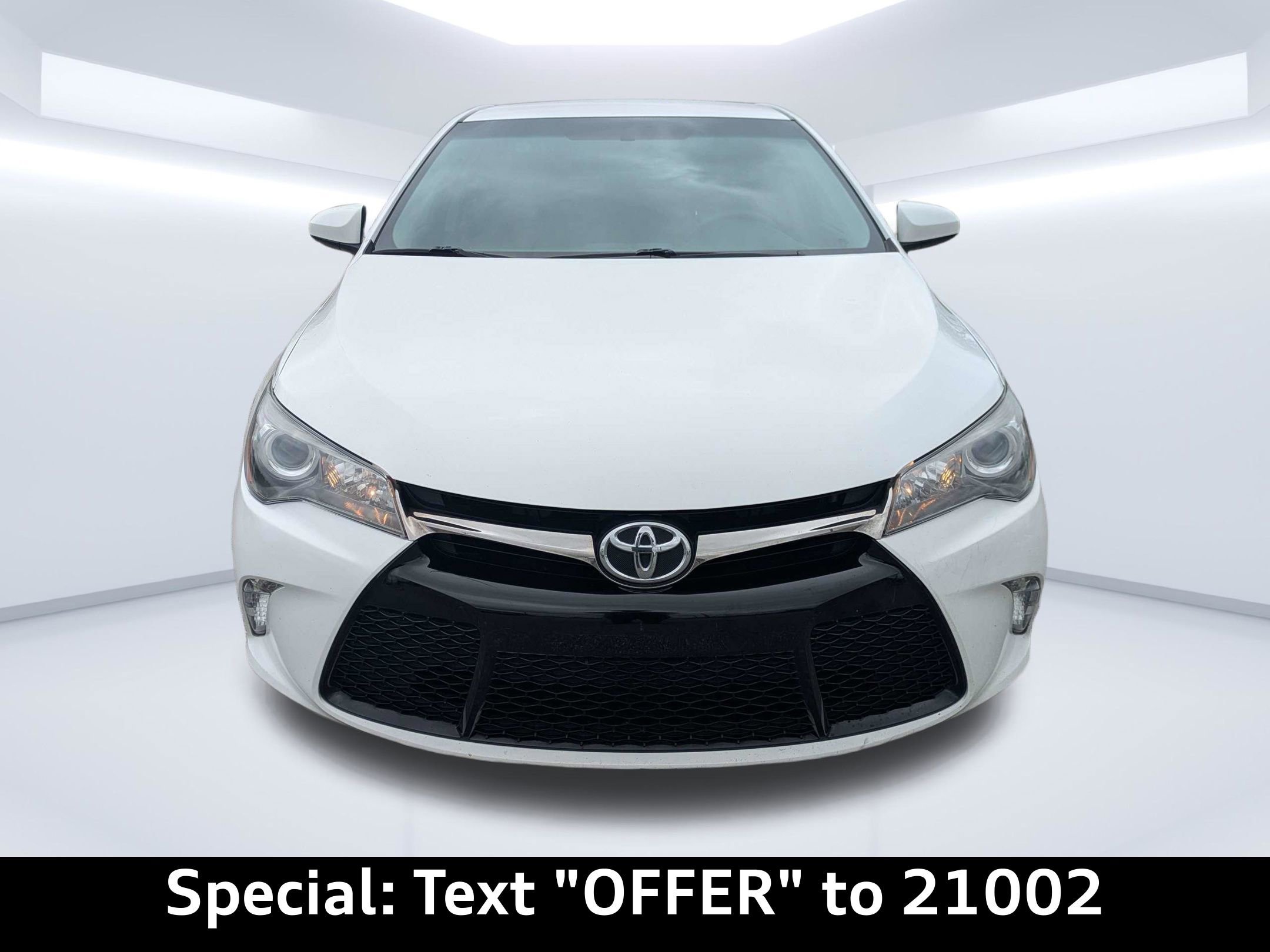 Used 2017 Toyota Camry SE FWD image 8