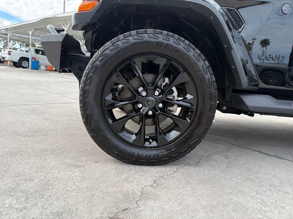 Used 2024 Jeep Gladiator Sport image 10