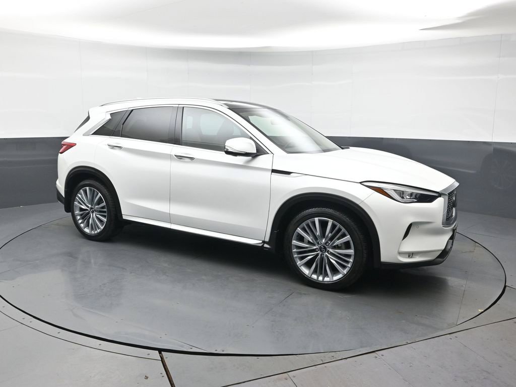 Used 2024 INFINITI QX50 Sensory AWD/4WD image 8