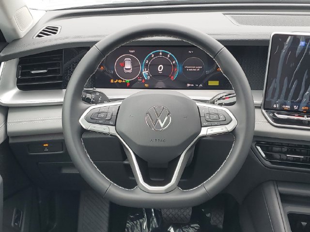 New 2026 Volkswagen Tiguan SE AWD/4WD image 13