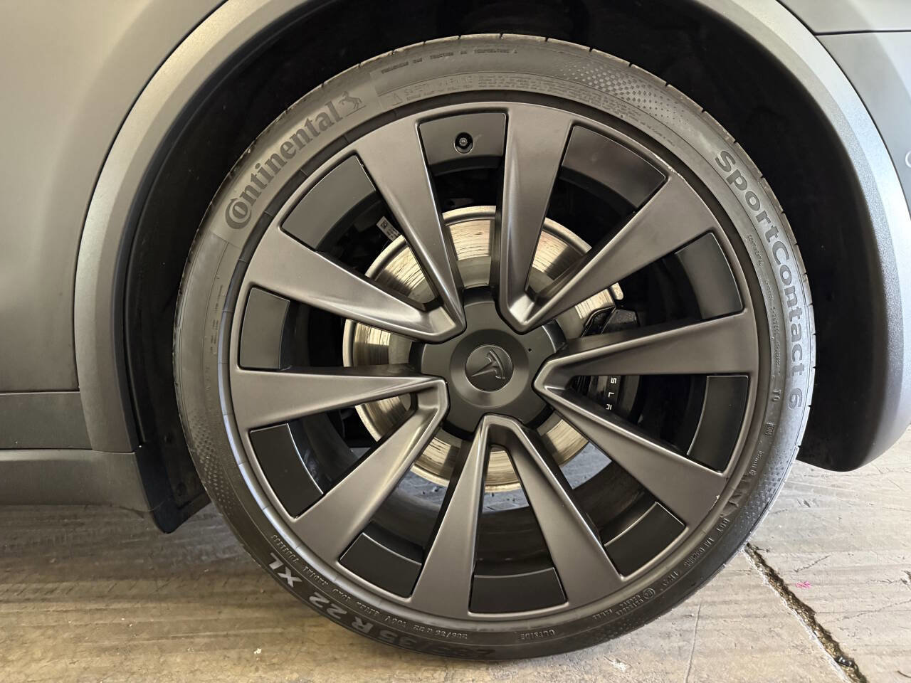 Used 2022 Tesla Model X Plaid image 36