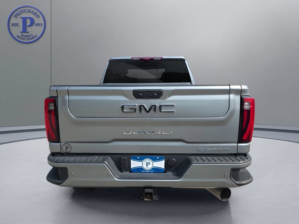 Used 2025 GMC Sierra 3500 Denali Ultimate AWD/4WD image 6