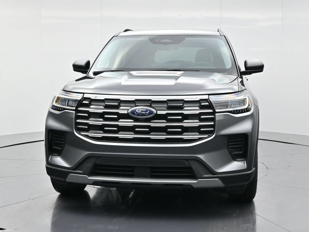 New 2026 Ford Explorer Active AWD/4WD image 2
