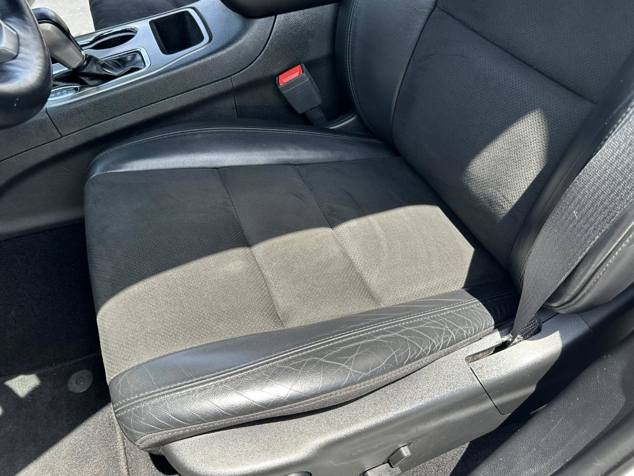 Used 2021 Jeep Grand Cherokee Laredo X AWD/4WD image 28