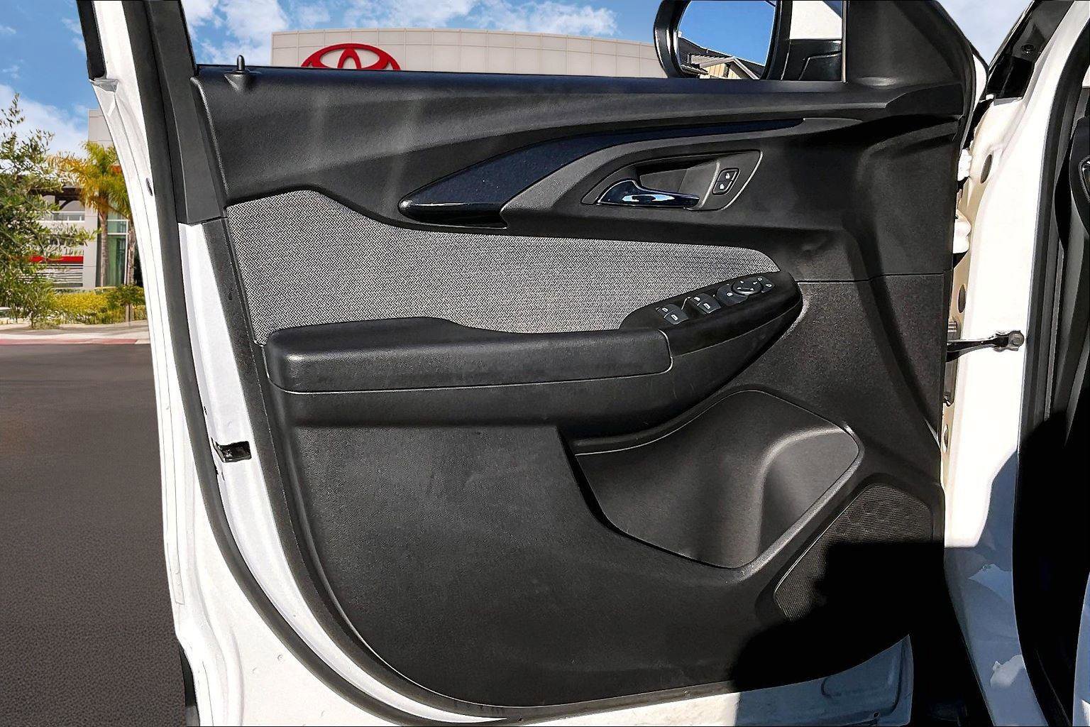 Used 2023 Chevrolet TrailBlazer LT image 22