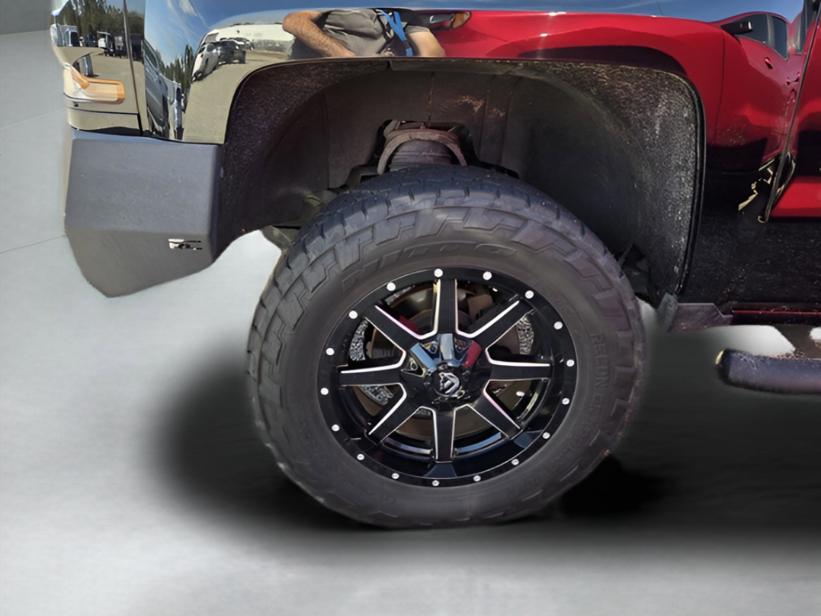 Used 2017 Chevrolet Silverado 1500 W/T w/ Black Out Edition image 25