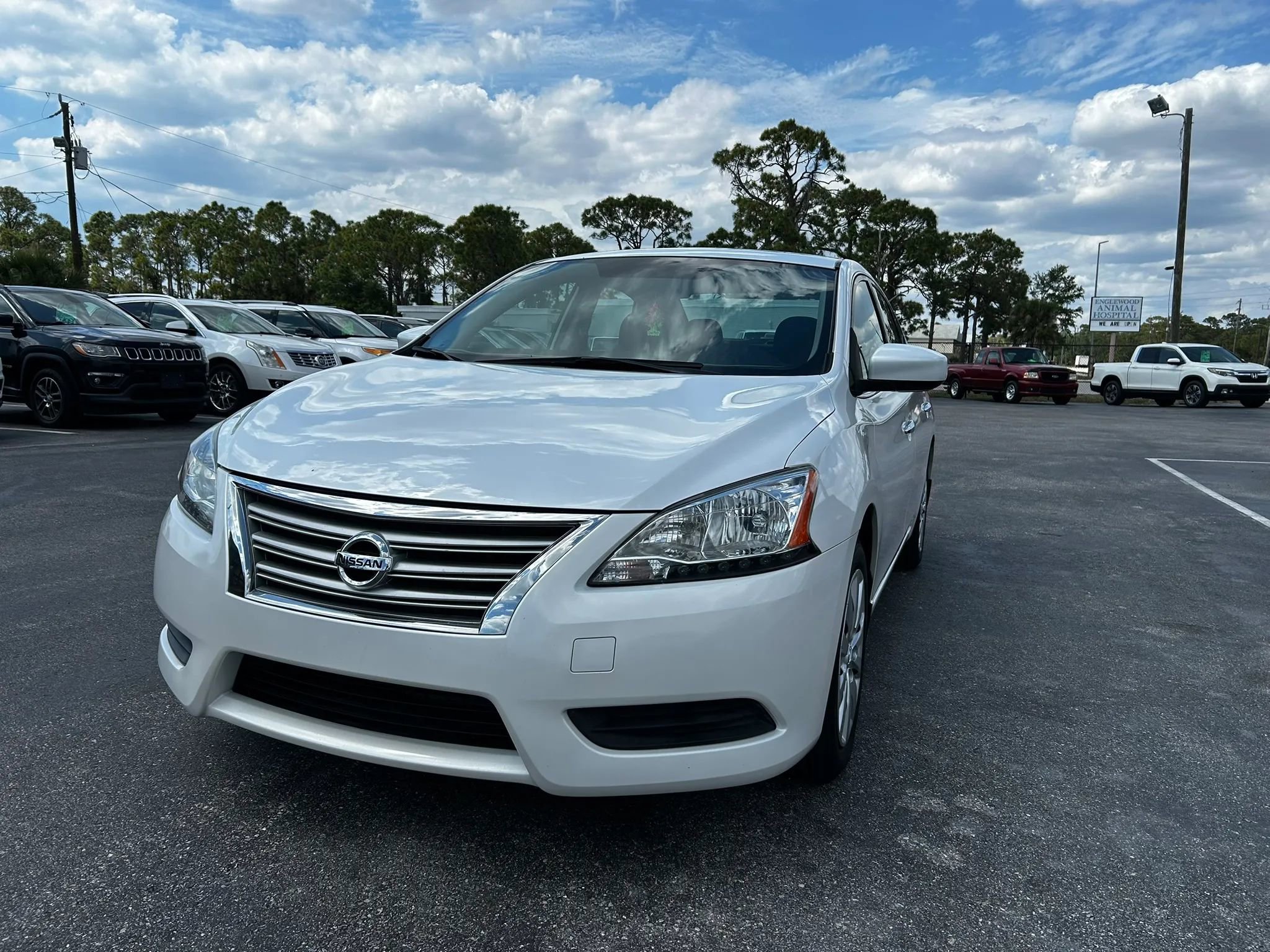 Used 2014 Nissan Sentra SV FWD image 7