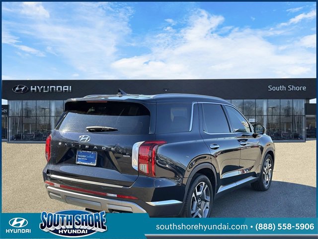 Used 2023 Hyundai Palisade Limited image 6