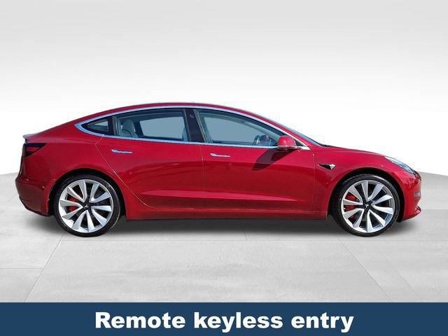 Used 2018 Tesla Model 3 Long Range image 9