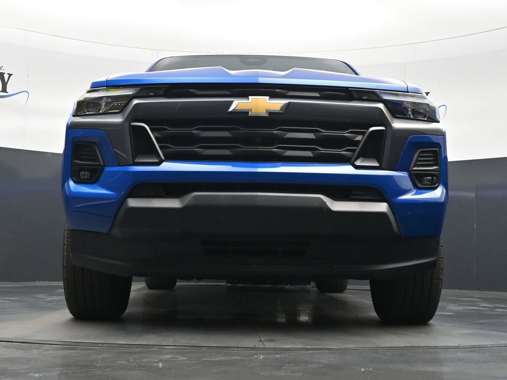 Used 2024 Chevrolet Colorado LT w/ LT Convenience Package III RWD image 27