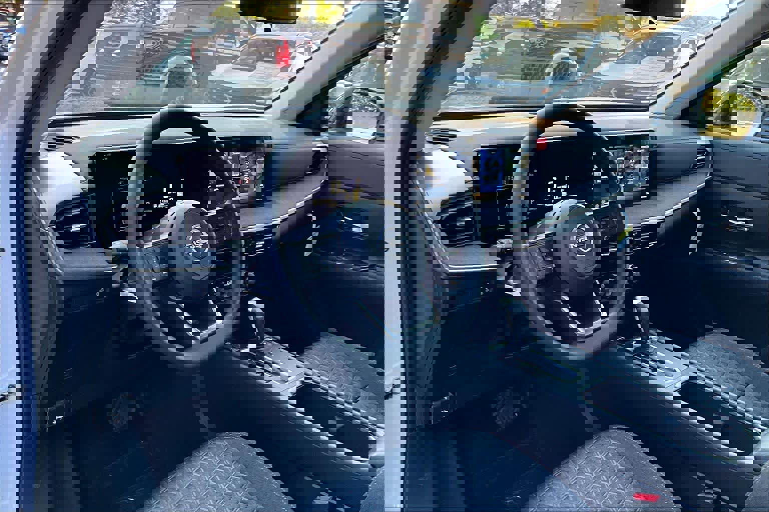 New 2026 Nissan Kicks SV image 10