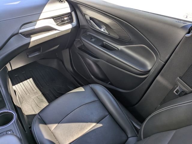 Used 2023 GMC Terrain SLT w/ Elevation Edition image 19