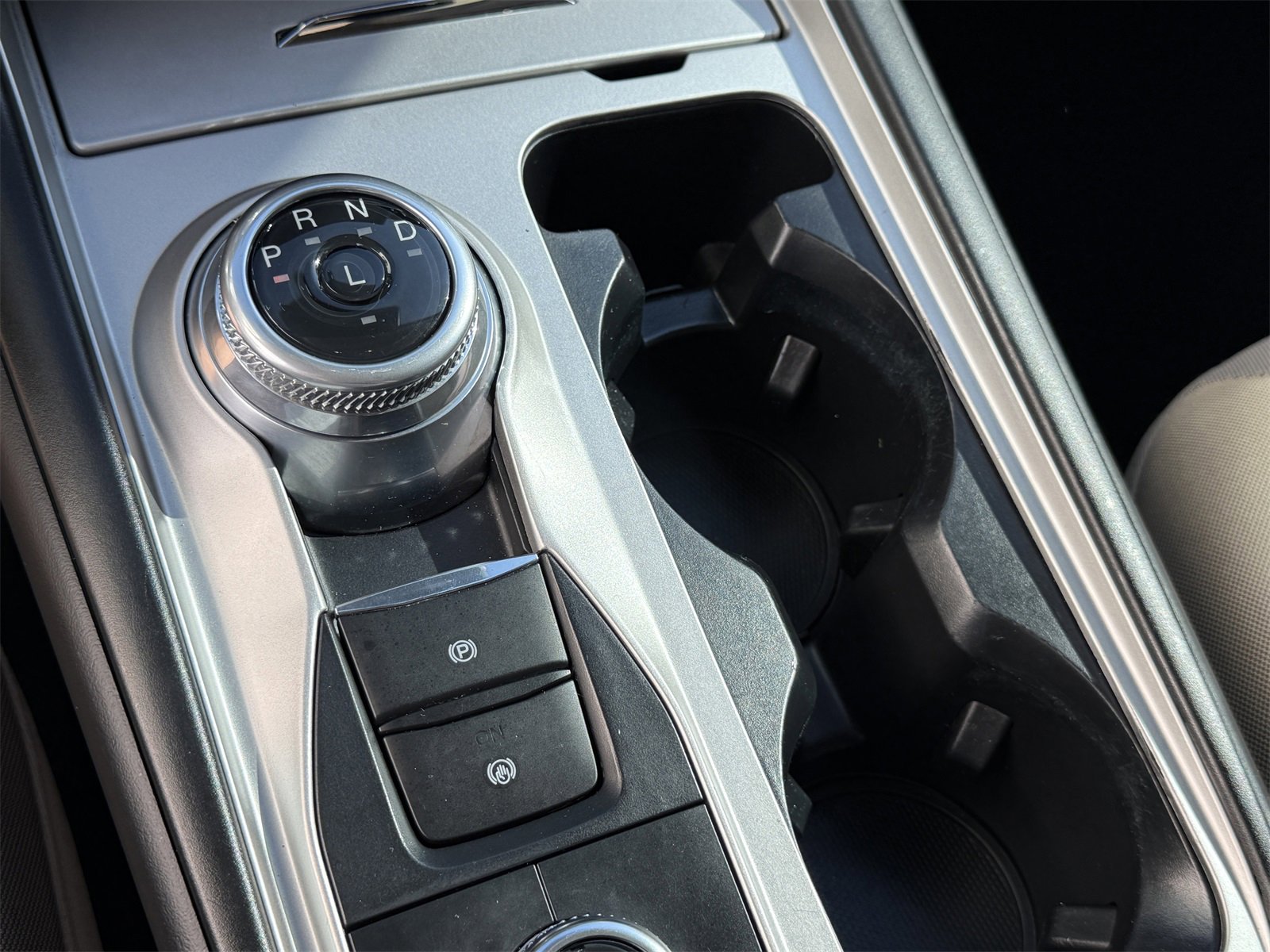 Used 2023 Ford Explorer 4WD image 24