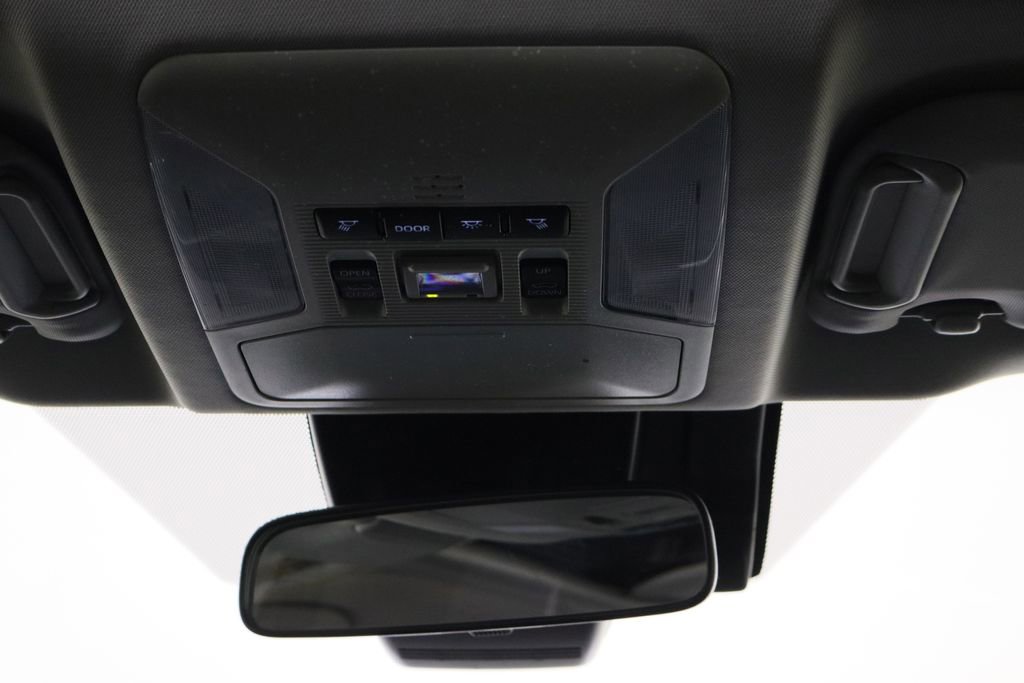 Used 2025 Toyota RAV4 XLE Premium image 27