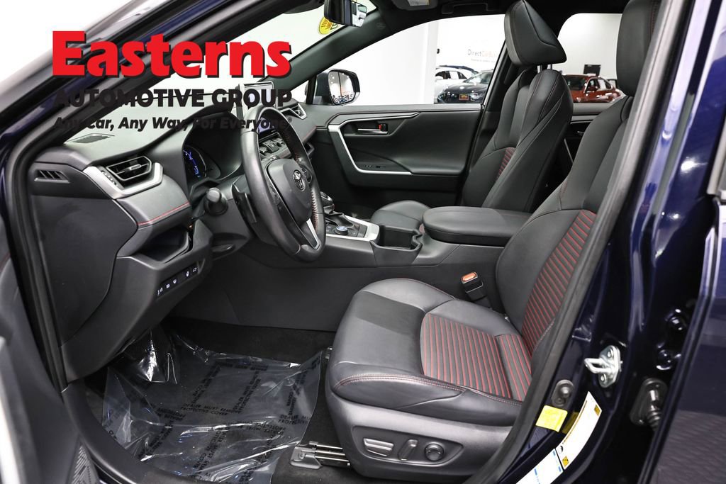 Used 2022 Toyota RAV4 XSE w/ Weather Package AWD/4WD image 14