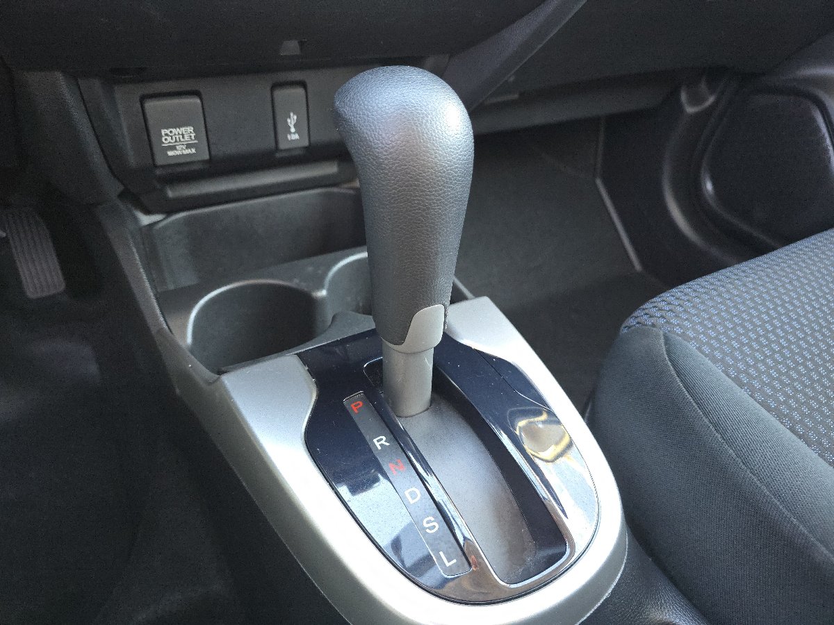 Used 2019 Honda Fit LX image 30