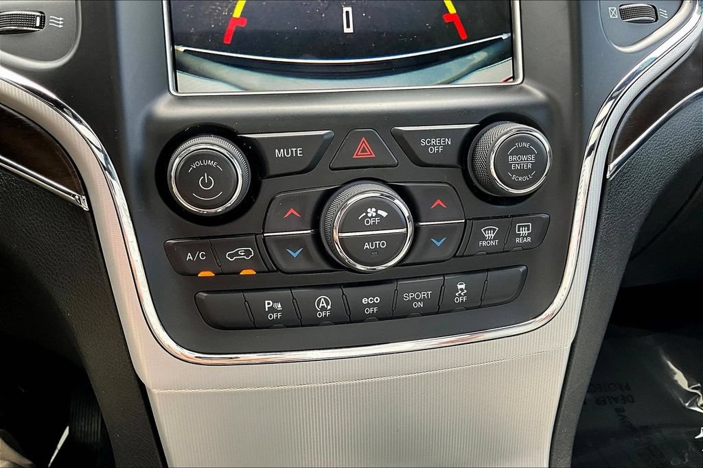 Used 2018 Jeep Grand Cherokee Limited AWD/4WD image 17