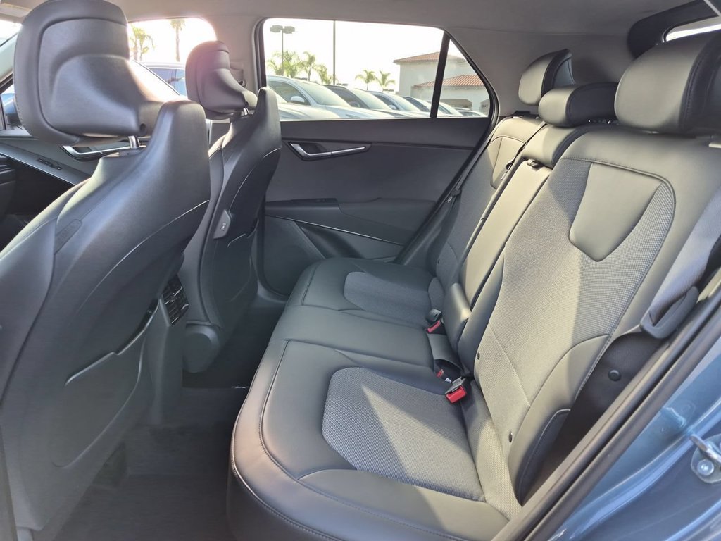 New 2026 Kia Niro EX FWD image 25