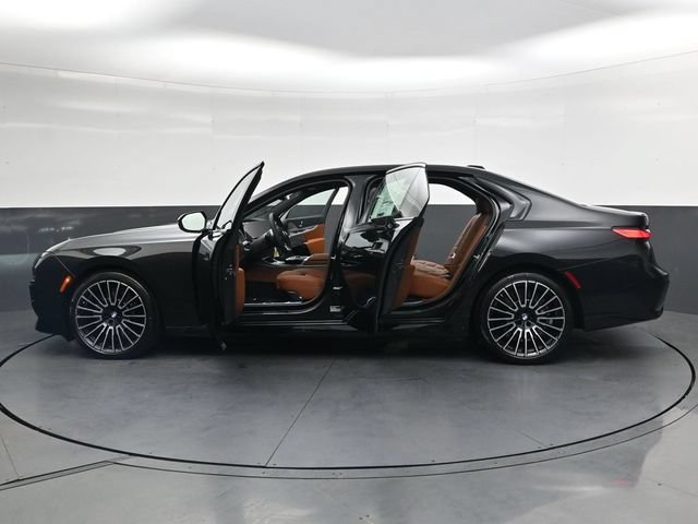 New 2026 BMW 740i w/ Executive Package RWD image 46