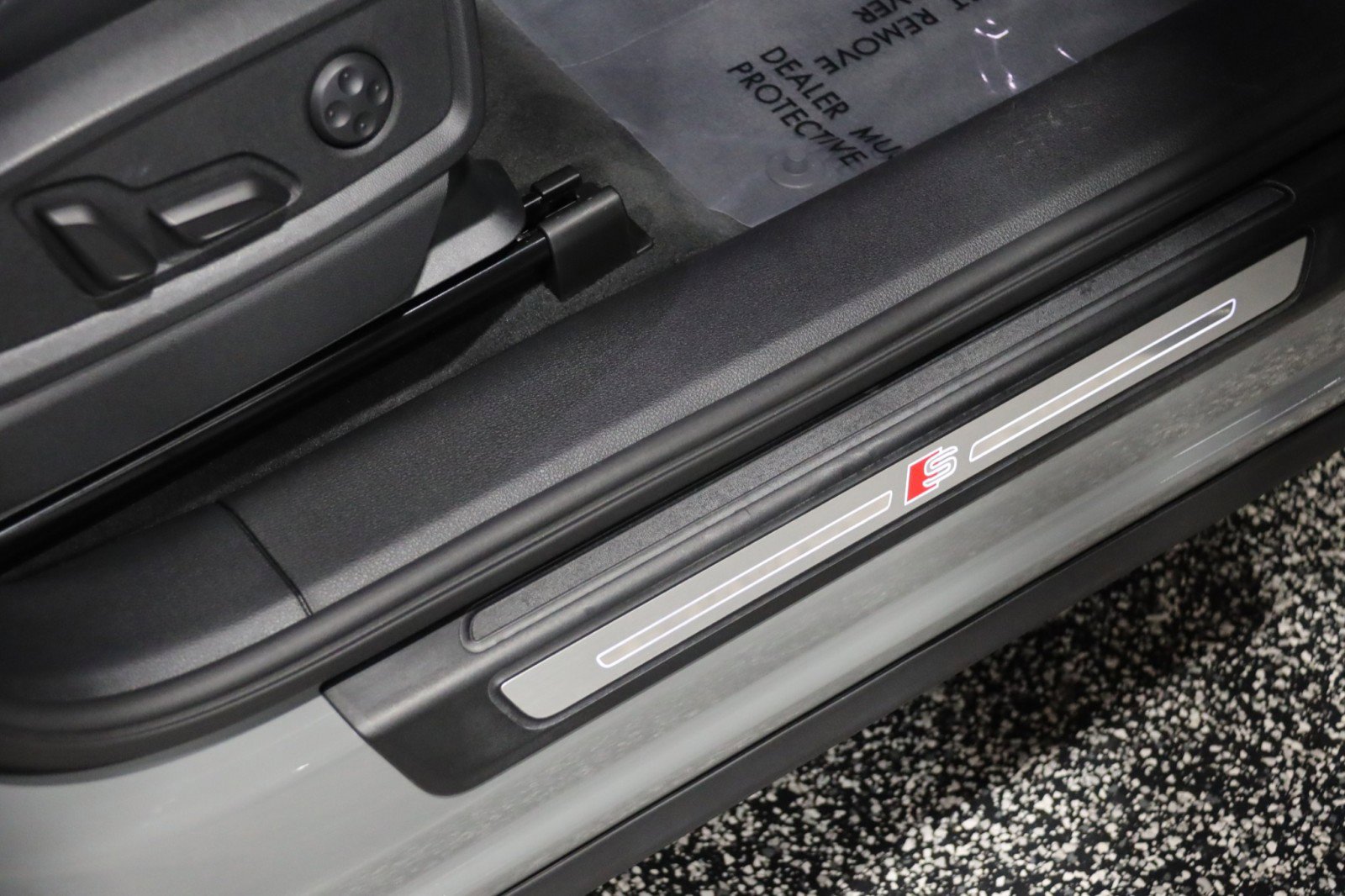 Used 2020 Audi SQ5 Premium Plus image 45