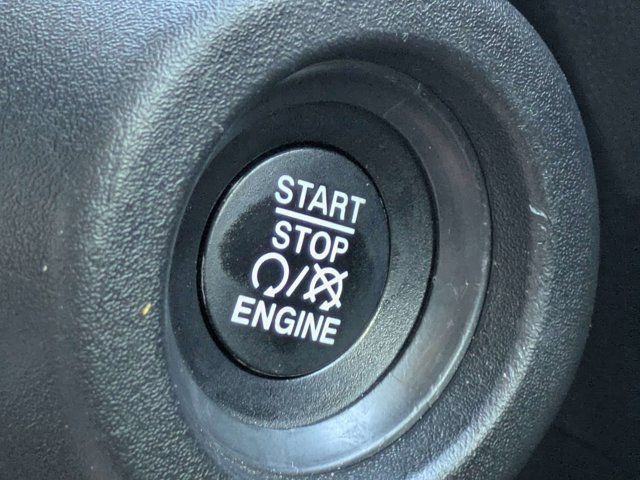 Used 2025 RAM ProMaster 2500 w/ Convenience Group image 24