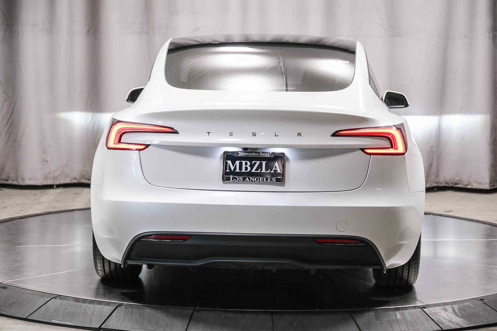 Used 2024 Tesla Model 3 Standard Range RWD image 3