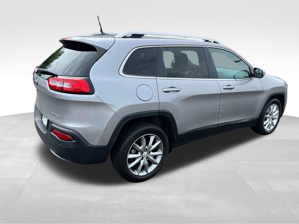 Used 2018 Jeep Cherokee Limited FWD image 7