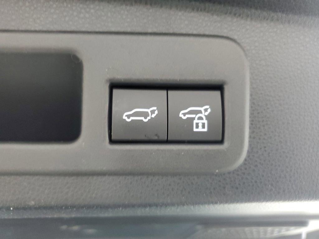 Used 2025 Toyota 4Runner TRD Off-Road Premium image 10