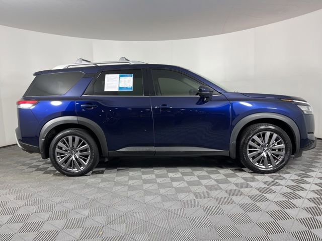 Used 2022 Nissan Pathfinder SL w/ SL Premium Package image 11