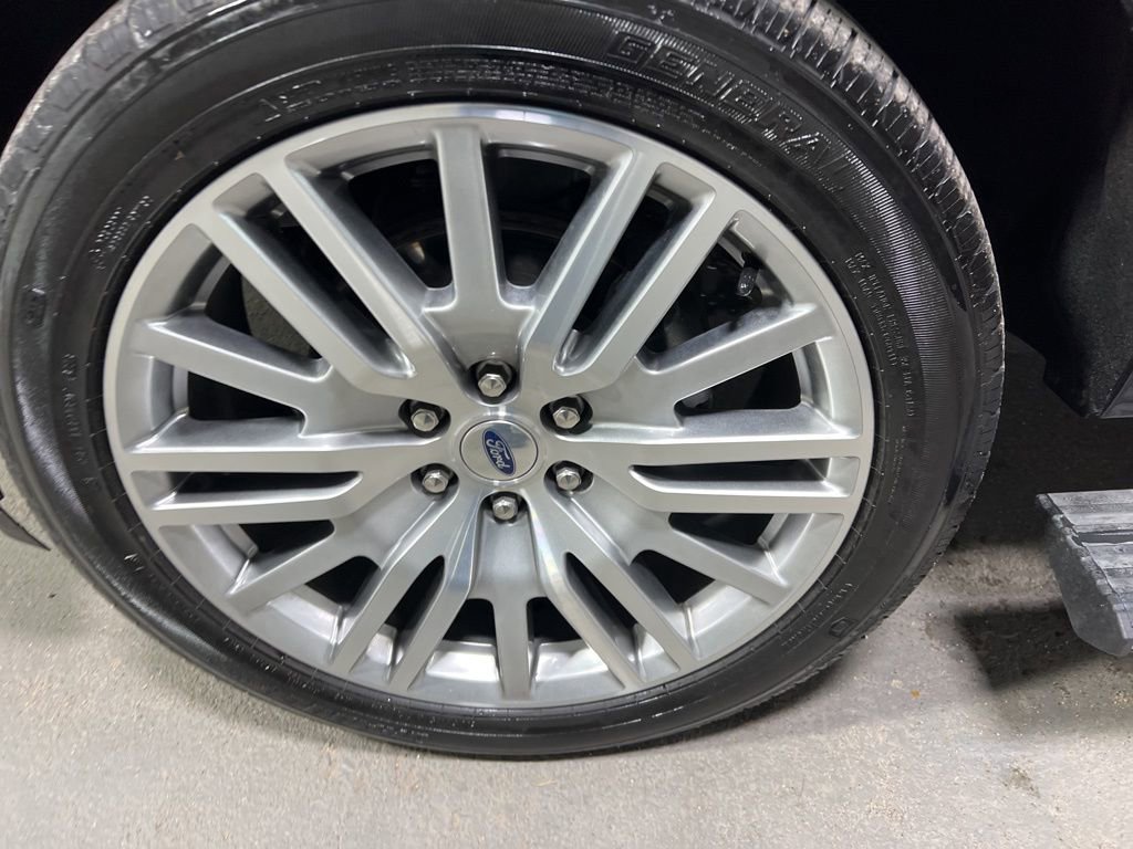 Used 2024 Ford Expedition Limited image 41