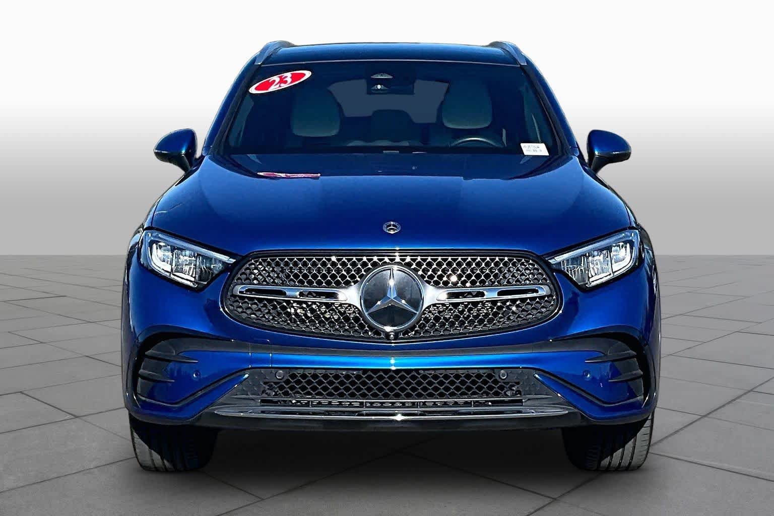 Used 2023 Mercedes-Benz GLC 300 image 3