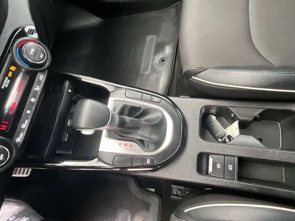 Used 2022 Kia Forte GT-Line w/ GT-Line Premium Package image 15