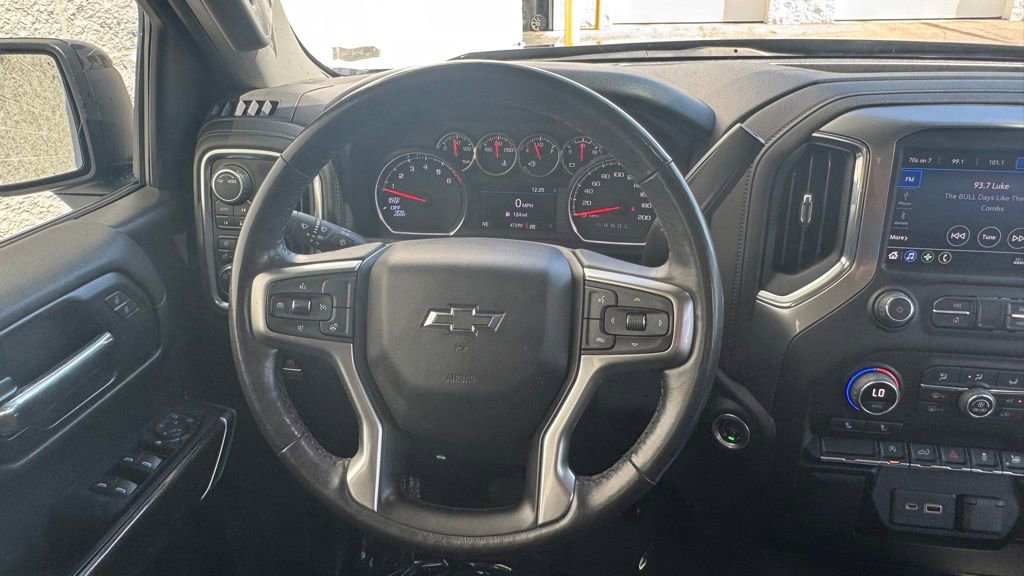 Used 2021 Chevrolet Silverado 1500 RST image 17