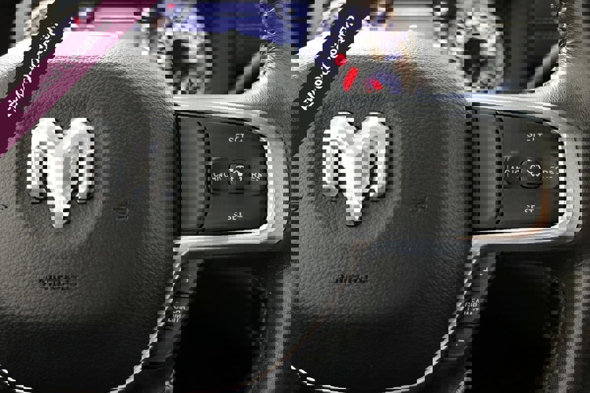 Used 2024 RAM 3500 Laramie image 30