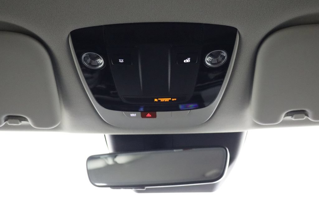 Used 2025 Kia EV6 Light w/ Light LR Technology Package RWD image 24