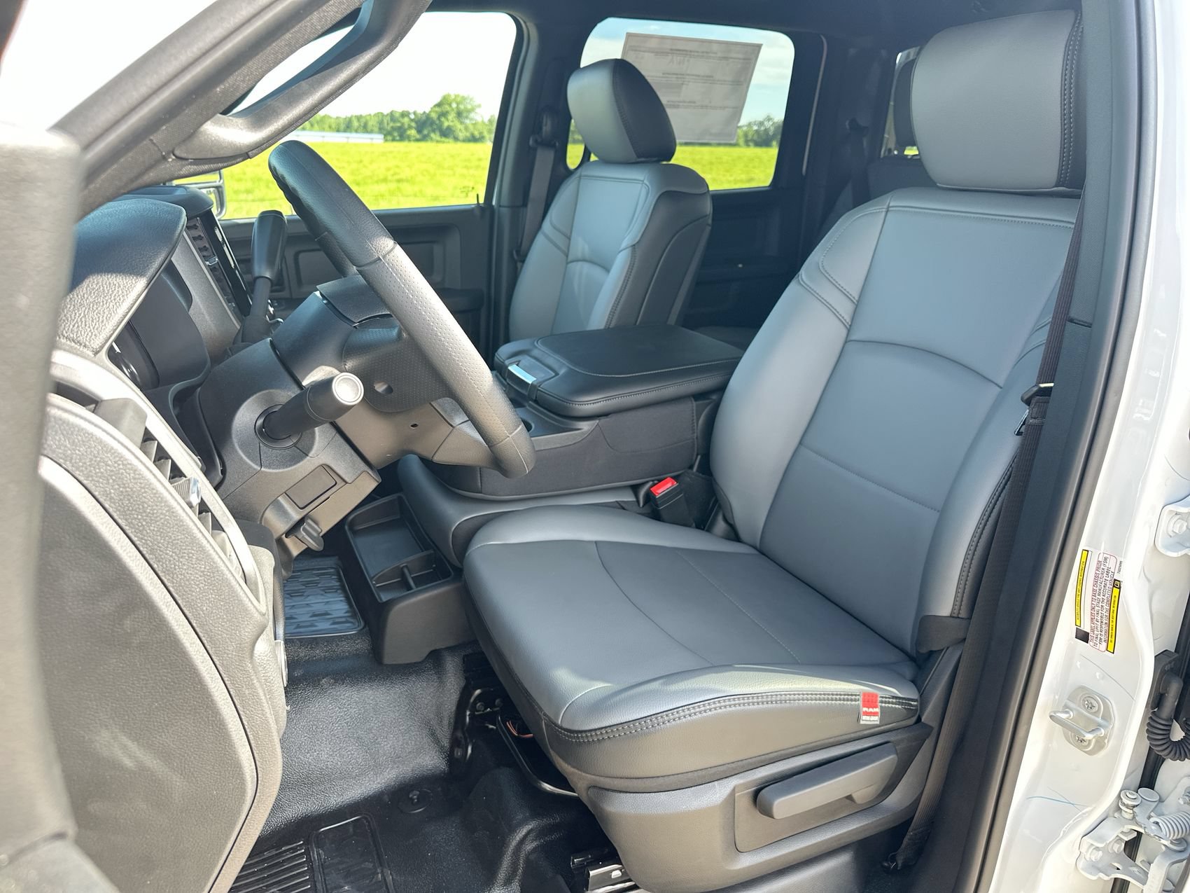 New 2026 RAM 3500 Tradesman AWD/4WD image 11