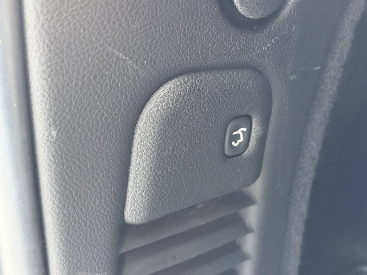 Used 2024 Dodge Durango GT RWD image 35