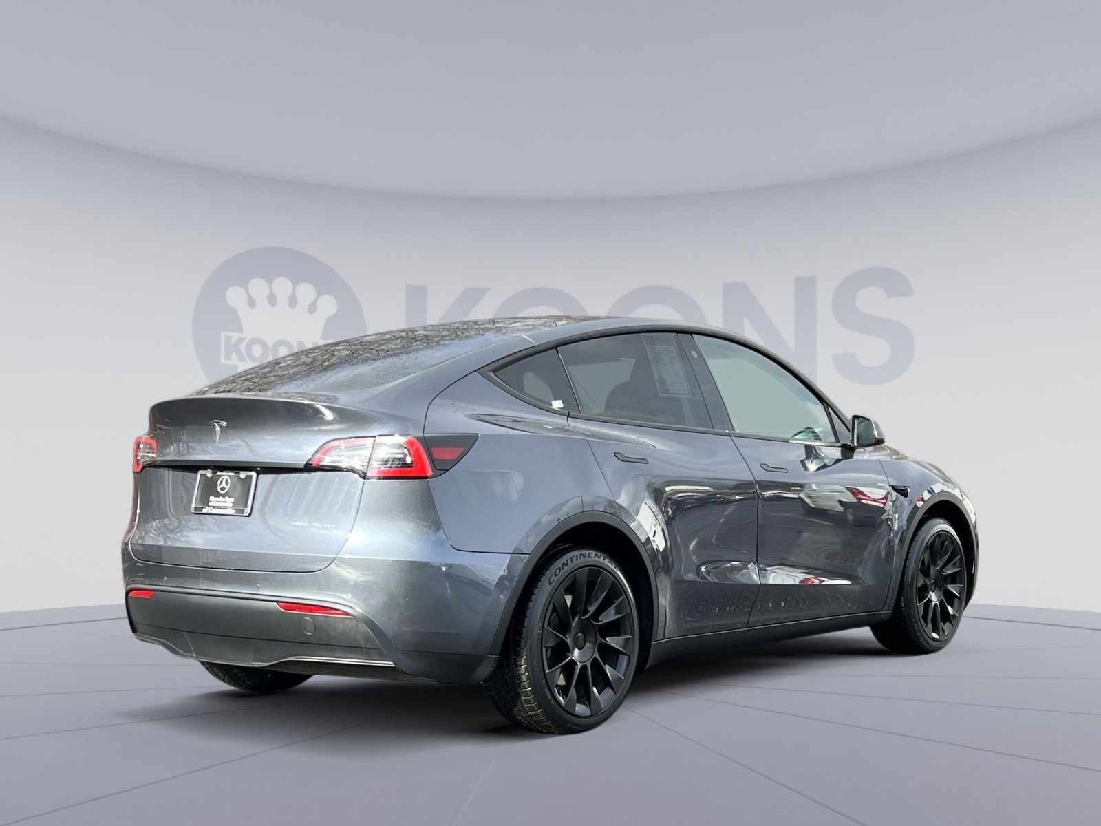 Used 2022 Tesla Model Y Long Range image 5