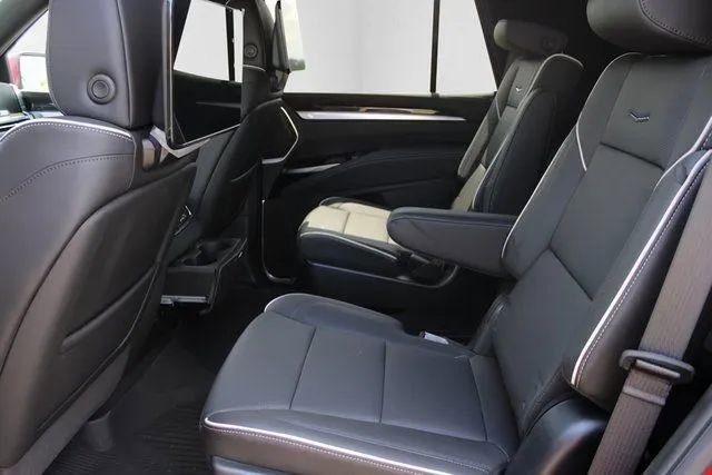 New 2025 Cadillac Escalade Premium Luxury w/ Touring Package image 23