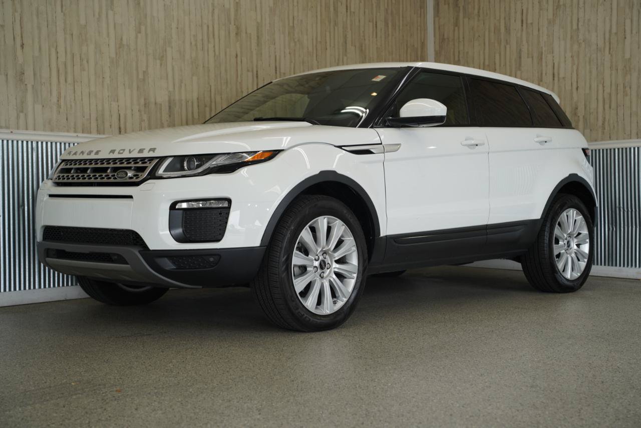 Used 2017 Land Rover Range Rover Evoque SE AWD/4WD image 4