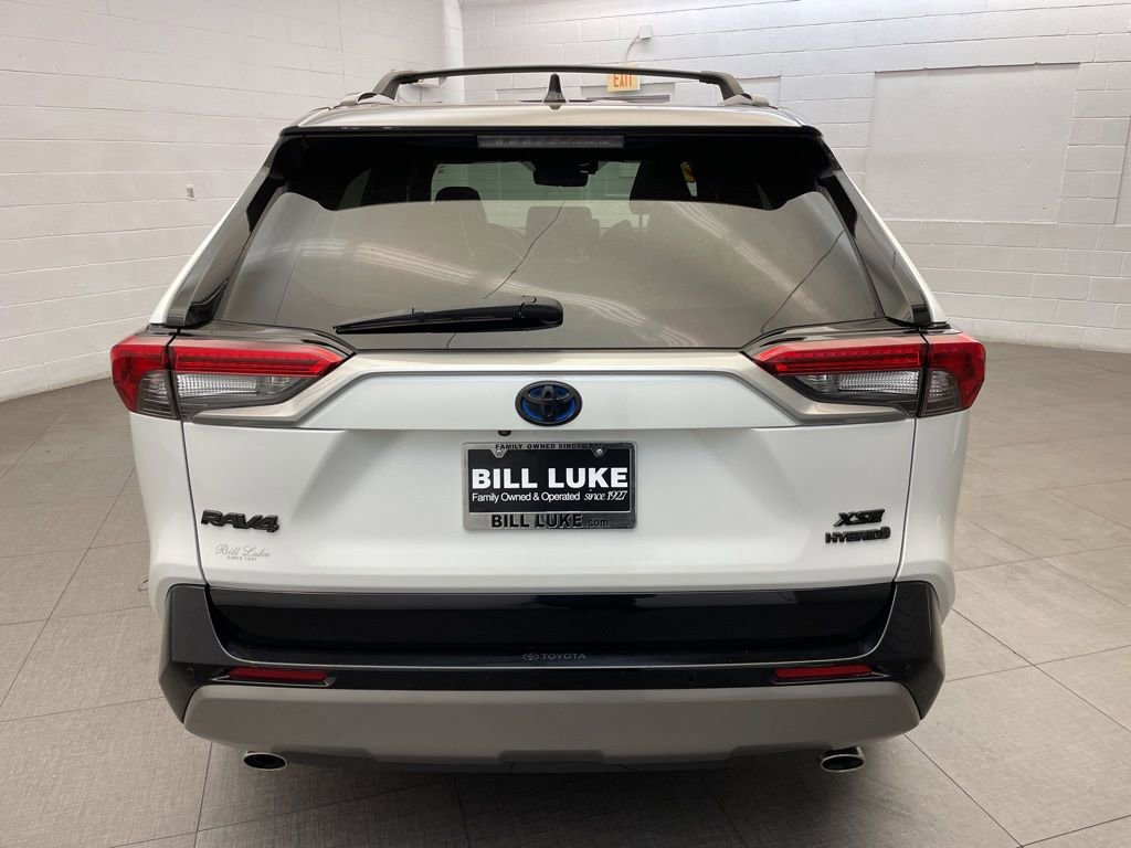 Used 2023 Toyota RAV4 XSE image 5
