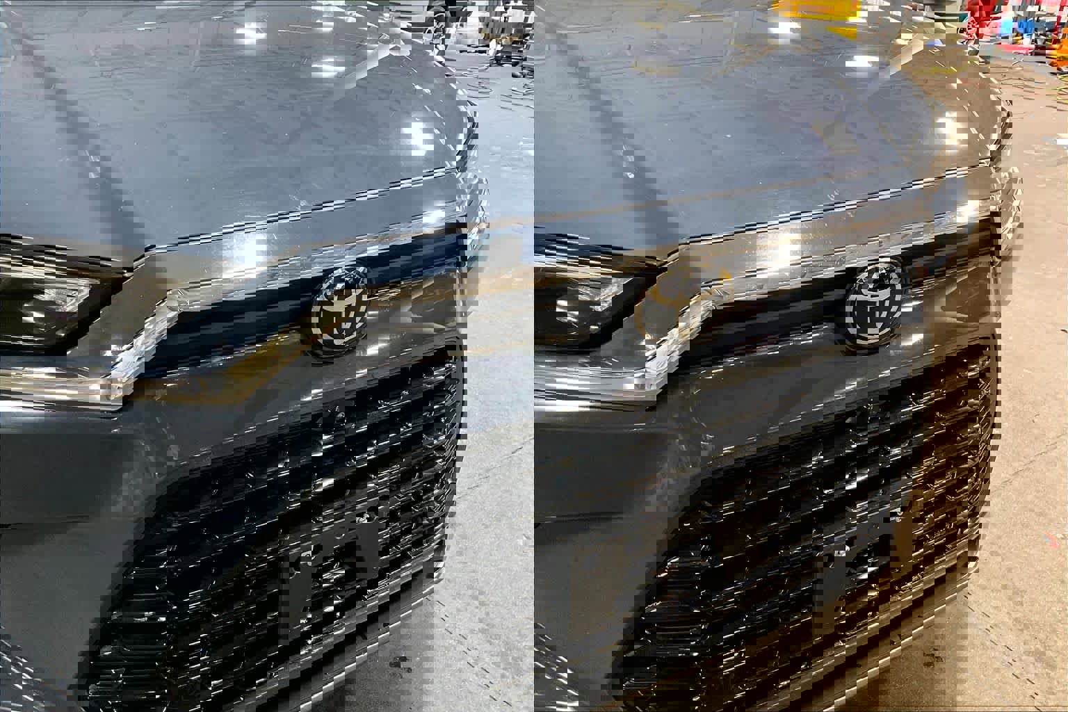 Used 2024 Toyota Grand Highlander Limited image 30