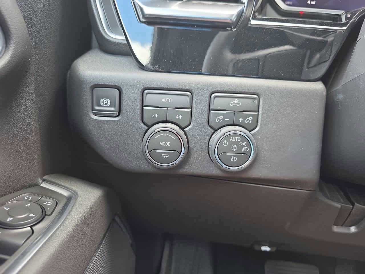 New 2026 Chevrolet Silverado 1500 RST w/ RST Select Package AWD/4WD image 22