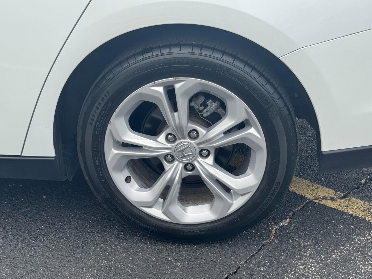 Certified 2025 Honda Accord LX image 8