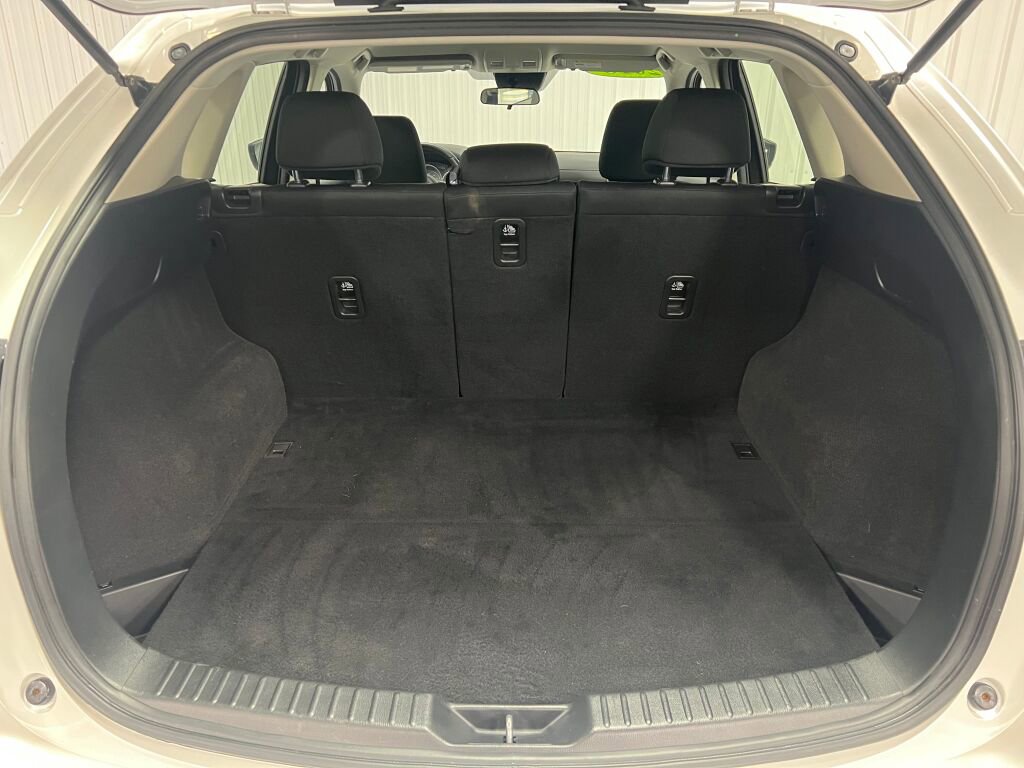 Used 2018 MAZDA CX-5 Sport w/ I-ACTIVSENSE Package image 7